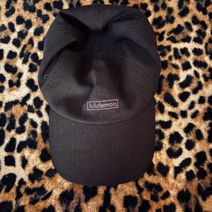 Lululemon Black Adjustable Cap